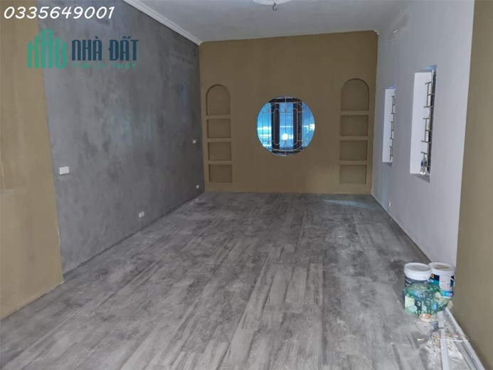 Cho thuê nhà tầng 2 mặt đường chính chủ Nguyễn Trãi