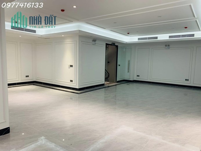 Bán nhà 8 tầng thang máy, mặt phố Trung Kính, vỉa hè 6m, kinh doanh, mt 5m, giá 32,3 tỷ