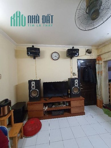 Tập thể tầng 3 căn góc 3 mặt thoáng ngã 3 Tây Sơn - Vĩnh Hồ, giá 1.2 tỷ