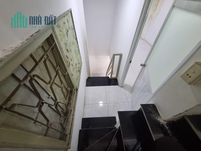 TT Q10-2 MẶT HẺM TRƯỚC SAU-HẺM 3M, XE HƠI ĐẬU CÁCH 5M, 20M RA MẶT TIỀN-3 TẦNG,3WC-HOÀN CÔNG-NHỈNH 3