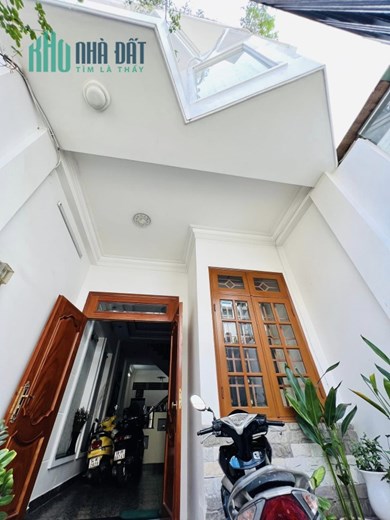 Cần bán Nhà Đẹp Đường Phan Huy Ích, Phường 15, 4mx17m - 1 trệt 1 lửng 3 lầu, 3 tỷ nhận nhà TL, full