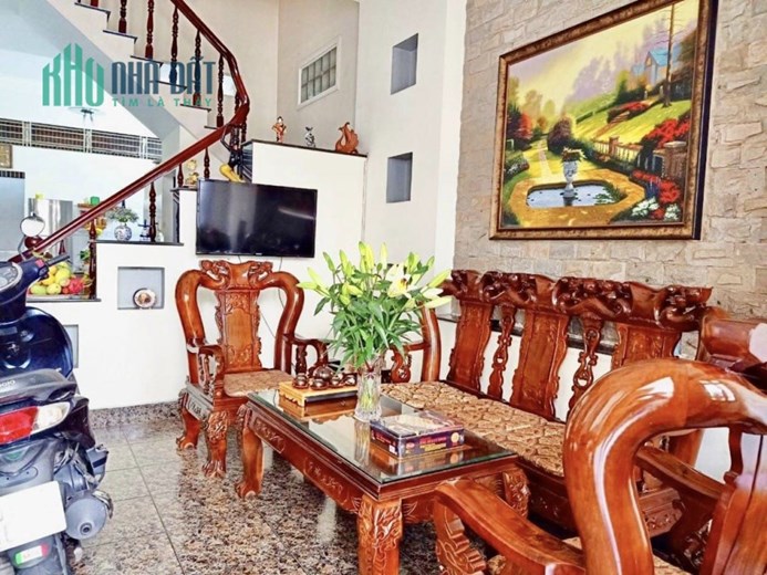 Cần bán biệt thự Đường Phan Huy Ích, Phường 15, 68m2 - 1 trệt 1 lửng 3 lầu, 3 tỷ nhận nhà TL, full
