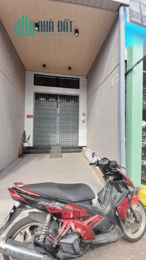 Cho thuê NNC mới, đẹp mặt tiền QL 50, Bình Hưng , Bình Chánh. Giá 15 triệu