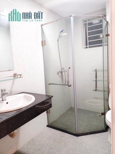 Chung cư N04 Trần Qúy Kiên 2 Ngủ, Công viên Nghĩa Đô, Hơn 2 tỷ
