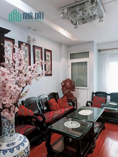 BÁN NHÀ NGHĨA ĐÔ - GIÁ ĐẦU TƯ - GẦN HỒ TÂY - 95M - NHỈNH 9 TỶ - Ô TÔ GẦN - LÔ GÓC - 3 THOÁNG