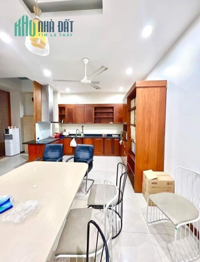 Nhà đẹp Trung Kính Cầu Giấy vỉa hè, ô tô, kinh doanh 76m x 5T x 27.5 tỷ
