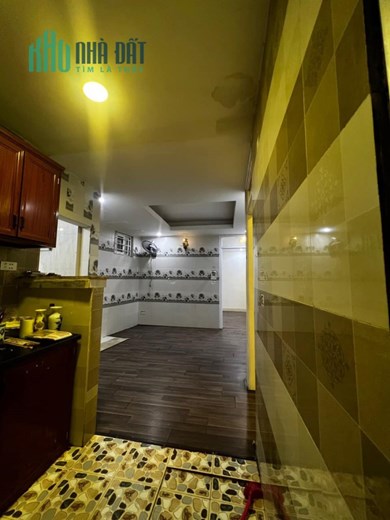 BÁN CCMN CẦU GIẤY 48M2-THANG MÁY, 2NGỦ, 2WC PHÁP LÝ CHUẨN- GIÁ 1,05 TỶ