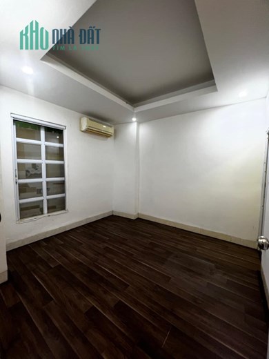 BÁN CCMN CẦU GIẤY 48M2-THANG MÁY, 2NGỦ, 2WC PHÁP LÝ CHUẨN- GIÁ 1,05 TỶ