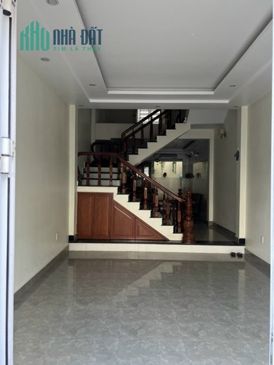 CT cho thuê nhà 4 tầng Đằng lâm 72 m giá 10tr