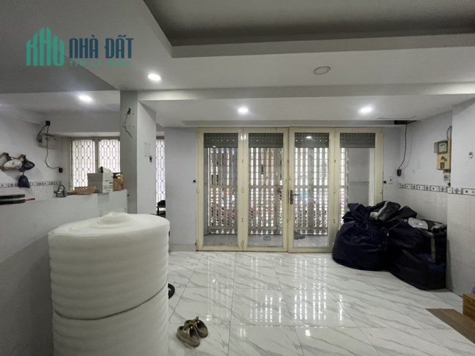 🍎NHÀ TRUNG TÂM Q6 - HIẾM KHÓ TÌM - NGANG  HƠN 7M - XE HƠI 7 CHỖ VÔ TẬN CỬA - GIÁ TỐT