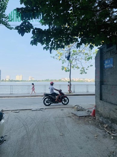 SIÊU HIẾM-BÁN NHÀ TÂY HỒ-NGÕ Ô TÔ THÔNG VÕNG THỊ-VÀI BƯỚC RA HỒ-35M2-CHỈ 7,5 TỶ
