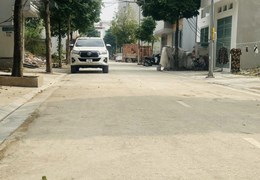 Nhà đẹp khu đấu giá Kiến Hưng 50m2 MT5mthang máy kinh doanh vỉa hè 3m chỉ 8.3 tỷ