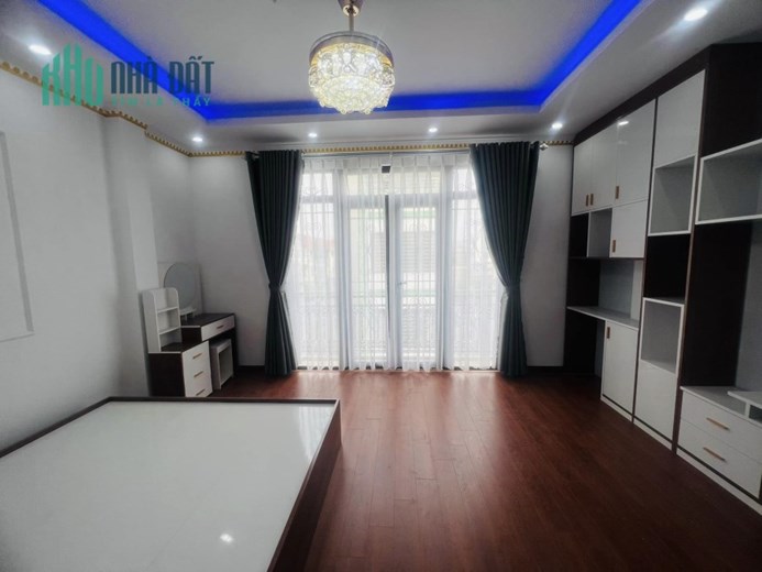 Nhà đẹp khu đấu giá Kiến Hưng 50m2 MT5mthang máy kinh doanh vỉa hè 3m chỉ 8.3 tỷ