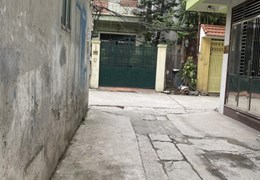 Bán nhà ô tô đỗ cửa, Ngã 3 Ngọc Hồi Thanh Trì 45mX5m 4 Tầng giá 3.45 tỷ