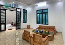 CẦN BÁN NHÀ ĐỊA CHỈ;Đường Hùng Vương Thị Xã Phú Thọ