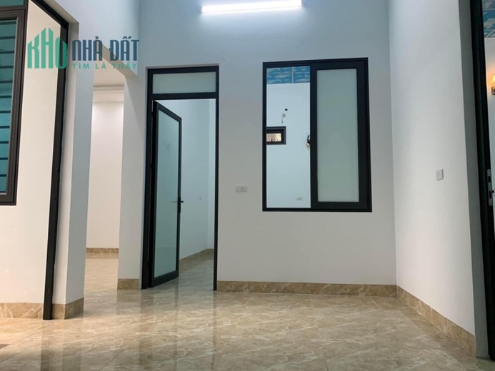 CẦN BÁN NHÀ ĐỊA CHỈ;Đường Hùng Vương Thị Xã Phú Thọ
