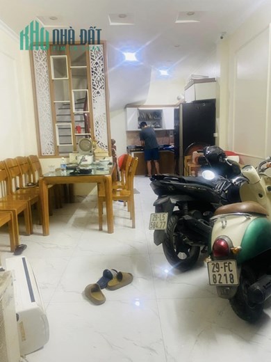 SIÊU ĐẸP NHÀ HIẾM PHỐ XUÂN ĐỈNH-NGÕ THÔNG-Ô TÔ ĐỖ CỬA-GẦN CÔNG VIÊN HÒA BÌNH-42M2x5 TẦNG-CHỈ 7 TỶ