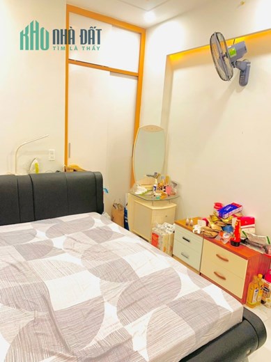 Xuất cảnh bán gấp căn nhà cao cấp hẻm Lê Đại Hành, P.11, Quận 11