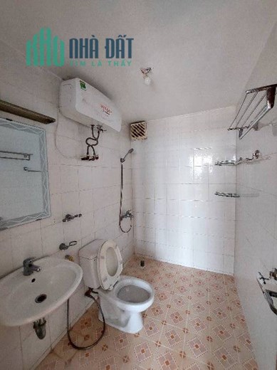 Cắt lỗ 9 tỷ mặt phố Vành Đai 3 với 220m2 sổ đỏ, mặt tiền khủng 14.5m, giá hạ còn 52.5 tỷ