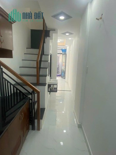Nhà mới đẹp, sổ đẹp vuông, dân trí tốt, Trung tâm Bình Thạnh