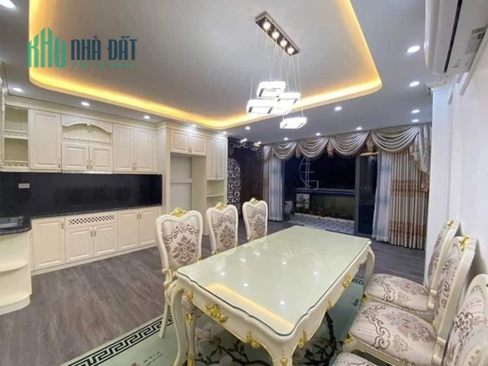 Phố Quan Nhân - gara 2 ô tô - 15m mặt phố - 61m2 8 tầng thang máy tặng full nội thất 16.8 tỷ