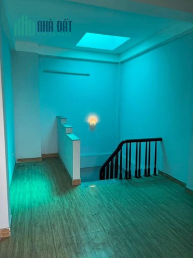 Bán nhà ngõ 141 Giáp Nhị,15m ra ô tô,chia lô vuông đẹp,dân xây khung cột trắc,30m,5T,mt:3,5m
