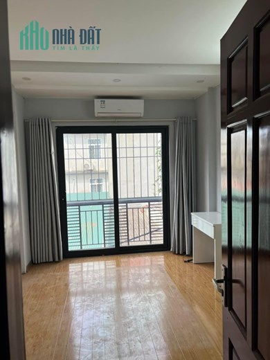 Bán nhà ngõ 141 Giáp Nhị,15m ra ô tô,chia lô vuông đẹp,dân xây khung cột trắc,30m,5T,mt:3,5m