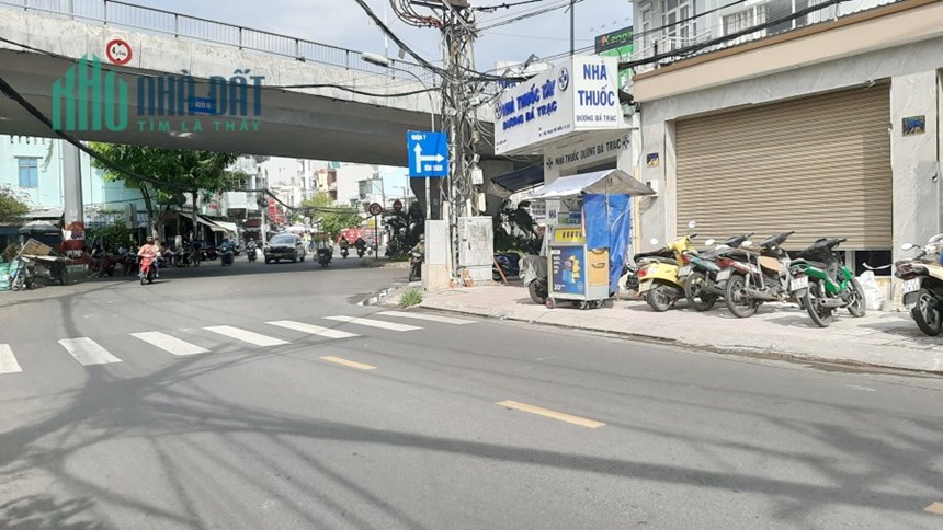 Cho thuê NNC MT Phạm Thế Hiển P2Q8. Giá 25 triệu/tháng