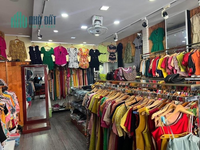 Chính chủ sang nhượng gấp Shop Thời Trang 47 Quang Trung