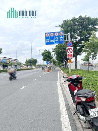 Cho thuê nhà mặt tiền Võ Văn Kiệt P10Q6 - Giá : 20 Triệu