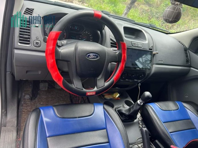 Chính chủ bán For ranger 2 cầu xe đag sử dụng full nội thất a Bình Thung K , P Bình An, Dĩ An Bình