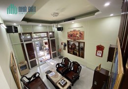 Bán nhà 3 Tầng đường Lê Thanh Nghị, TT Hải châu đi đâu cũng tiện, giá rẻ