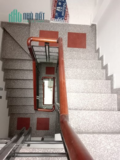 Bán nhà HXH Nguyễn Đình Chính, 33m2, 4 tầng, 4PN, tặng nội thất, nhỉnh 5 tỷ