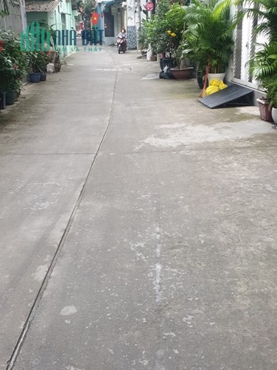 CHỈ 4 TỶ–NgayTrung Tâm Quận 10-3Tầng-Sổ Vuông A4–Hẻm Ba Gác–Sát MặtTiền -Vào Ở Ngay.
