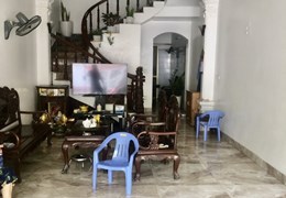 Bán nhà mặt đường Cát Bi vị trí đắc địa, diện tích 60m 3.5 tầng GIÁ 10 tỉ