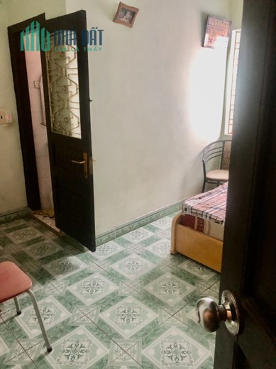 Bán nhà mặt đường Cát Bi vị trí đắc địa, diện tích 60m 3.5 tầng GIÁ 10 tỉ