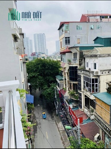 Bán nhà mặt phố Nhân Hoà, trung tâm quận Thanh Xuân. Diện tích 63m2 x 6 tầng, mặt tiền 4m. Nhà mới,