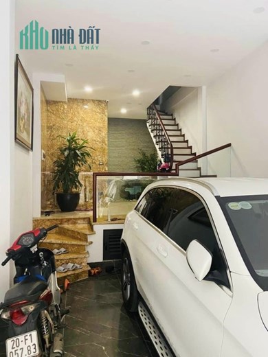 BÁN NHÀ PHỐ TRẦN QUANG DIỆU - HOÀNG CẦU, ĐỐNG ĐA - HÀNG HIẾM - 7 TẦNG THANG MÁY - NHÀ DÂN XÂY - Ô