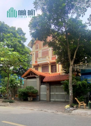 Biệt thự KĐTM HUD Vân Canh 303m2, vị trí tuyệt đẹp 4 tầng, giá 32tỷ