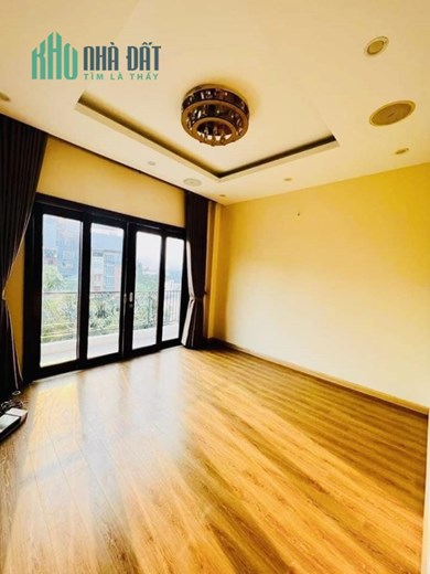 BÁN NHÀ MẶT PHỐ ĐẸP NHẤT QUẬN TÂY HỒ - KO CÓ CĂN THỨ 2 - MẶT HỒ - LÔ GÓC - 50M2 x 6T - THANG MÁY -