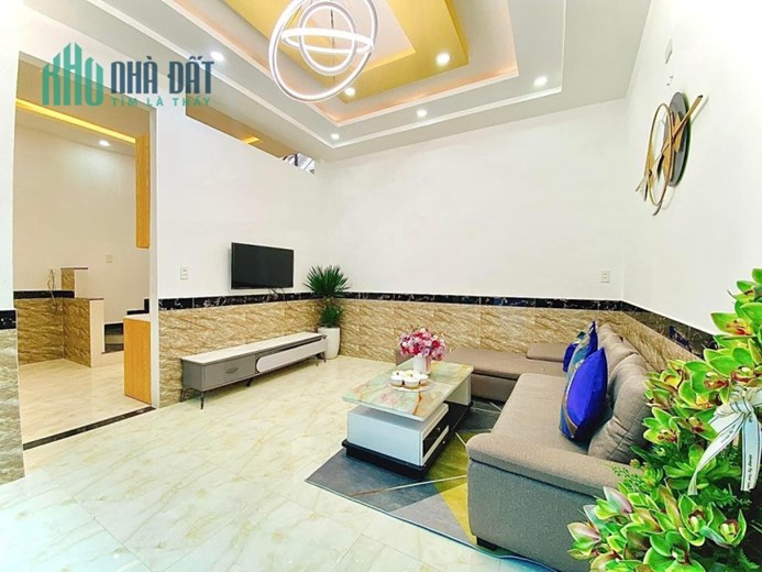 CHỈ 1 TY2 CÓ NGAY NHÀ ĐẸP 2 TẦNG DT LỚN SÁT ĐƯỜNG HẢI PHÒNG THÔNG KIỆT 45 LÊ ĐỌ