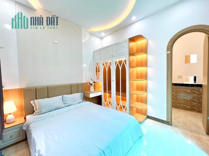 CHỈ 1 TY2 CÓ NGAY NHÀ ĐẸP 2 TẦNG DT LỚN SÁT ĐƯỜNG HẢI PHÒNG THÔNG KIỆT 45 LÊ ĐỌ
