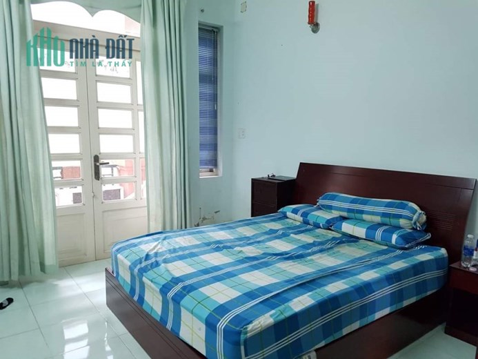 Gấp Bán nhà CMT8 Quận 3, 57m2, 4PN, nhỉnh 6 tỷ