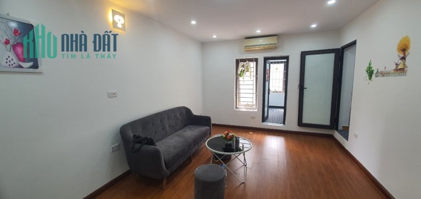 Bán nhà TT Mai Động, Dt 60m, 2 ngủ, giá hơn 1 tỷ.