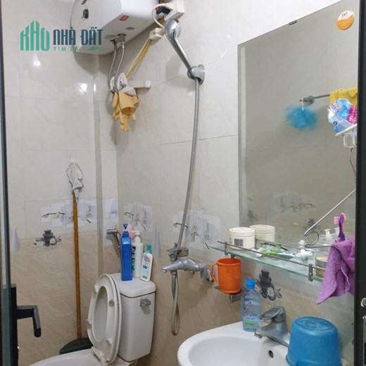 Bán ngôi nhà 59m2 phố Nghi Tàm, Tây Hồ Ô tô đỗ cửa 5 phòng ngủ 10m 2 Ô tô tránh 6.6 Tỷ