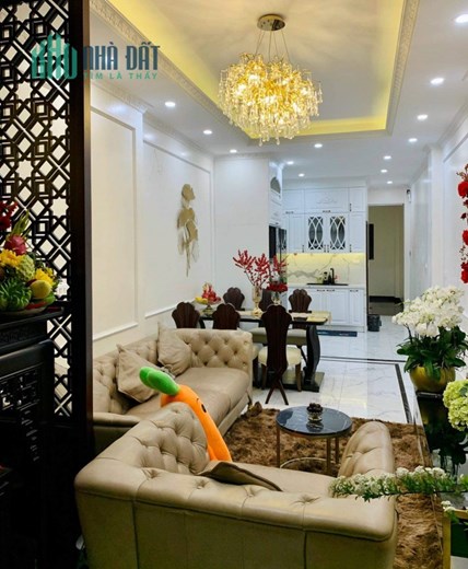 Bán nhà 39m2 phố Âu Cơ, Tây Hồ Dân xây 3 ngủ 10m Ô tô tránh 3.5 Tỷ