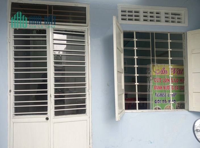 BÁN GẤP NHÀ TIỂU LA HẢI CHÂU C4 100M2 CHỈ 2,72 TỶ.
LH MR TRUNG 0905243177 (ZALO).