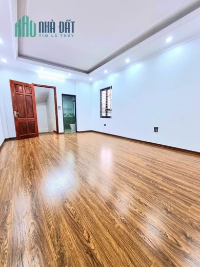Nhà xây mới Đẹp Bắc Từ Liêm,  44m, 4 tầng, hơn 3 tỷ