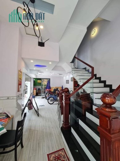 Bán nhà đường Huỳnh Văn Bánh - Quận Phú Nhuận - 46m2 - Chỉ 5 Tỷ 750.