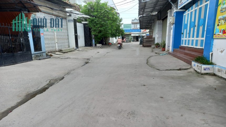 Bán nhà Thạnh Lộc 15 PHƯỜNG Thạnh Lộc Q.12, nở hậu tài lộc, Hẻm ôtô, giá giảm còn 4.2 tỷ
